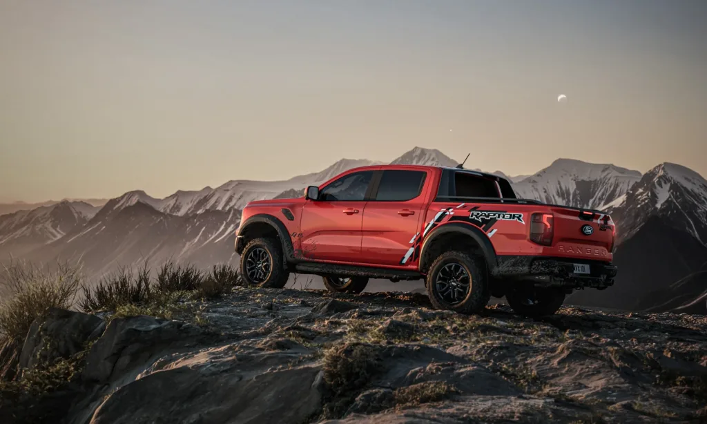 Який вибрати кунг на Ford Ranger